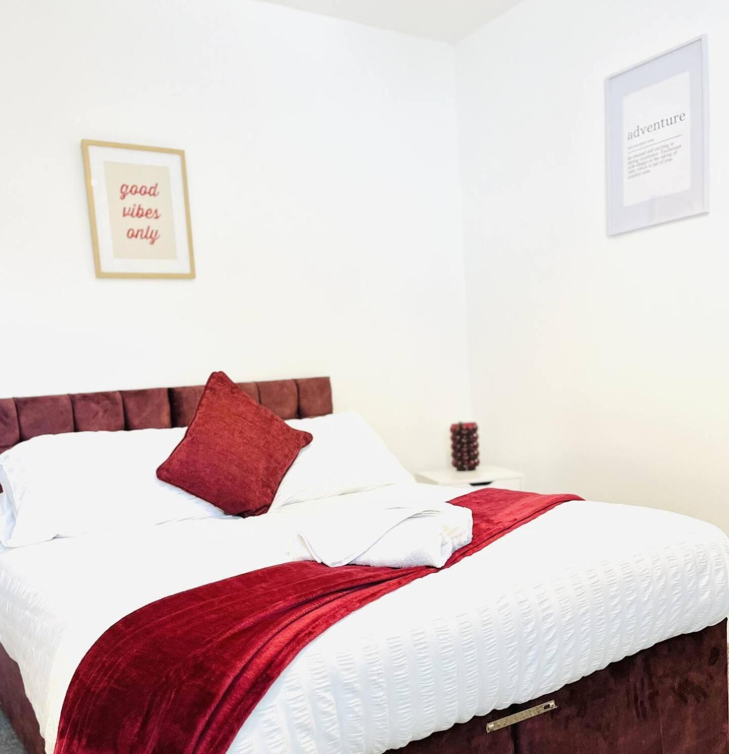 Hudson Road Aparthotel Portsmouth Exterior photo